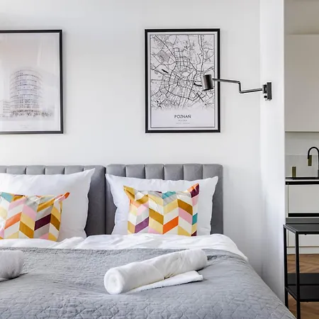 Apartment Przytulne I Komfortowe Studia Very Berry W Poznaniu By Renters
