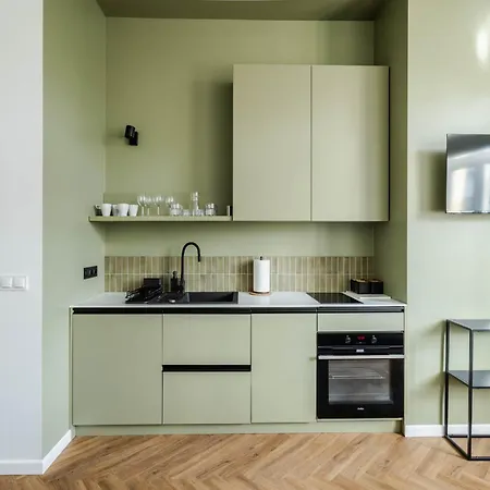Przytulne I Komfortowe Studia Very Berry W Poznaniu By Renters Apartment