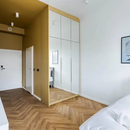 Przytulne I Komfortowe Studia Very Berry W Poznaniu By Renters Posen