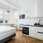 Przytulne I Komfortowe Studia Very Berry W Poznaniu By Renters شقة *