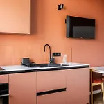 Przytulne I Komfortowe Studia Very Berry W Poznaniu By Renters شقة بوزنان