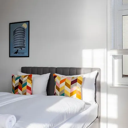 Lejlighed Przytulne I Komfortowe Studia Very Berry W Poznaniu By Renters Poznań