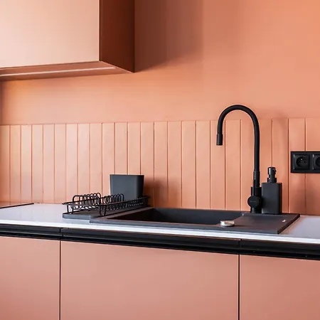 Przytulne I Komfortowe Studia Very Berry W Poznaniu By Renters Διαμέρισμα *