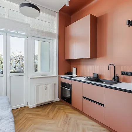 Przytulne I Komfortowe Studia Very Berry W Poznaniu By Renters
