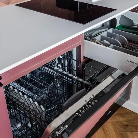 Przytulne I Komfortowe Studia Very Berry W Poznaniu By Renters