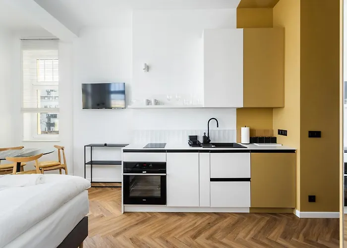 Przytulne I Komfortowe Studia Very Berry W Poznaniu By Renters * Познань