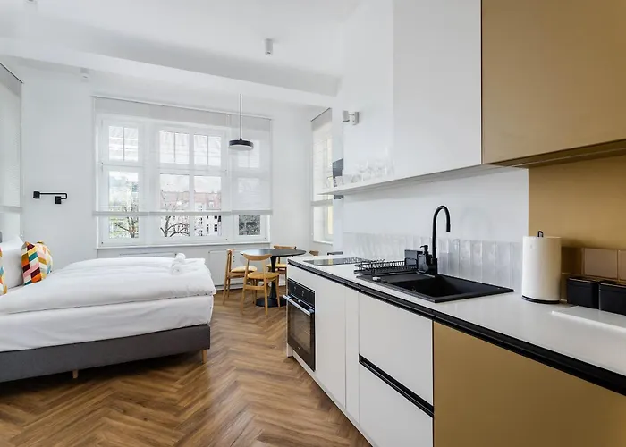 Przytulne I Komfortowe Studia Very Berry W Poznaniu By Renters * Познань