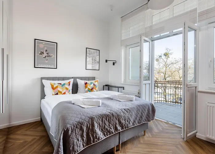 Przytulne I Komfortowe Studia Very Berry W Poznaniu By Renters * Познань