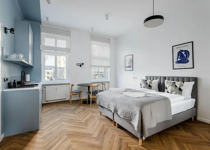 Przytulne I Komfortowe Studia Very Berry W Poznaniu By Renters Апартаменты *