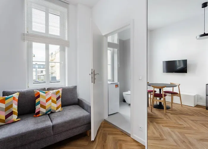 Przytulne I Komfortowe Studia Very Berry W Poznaniu By Renters * Познань